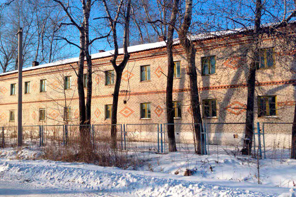 Центр социальной адаптации Рассвет Еврейская автономная область Советская 66 б фасад дома